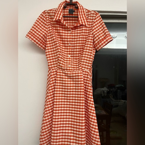 Gabby Skye Red Gingham Button Up Shirt Dress with Pockets and Smocked Back - Picture 2 of 4